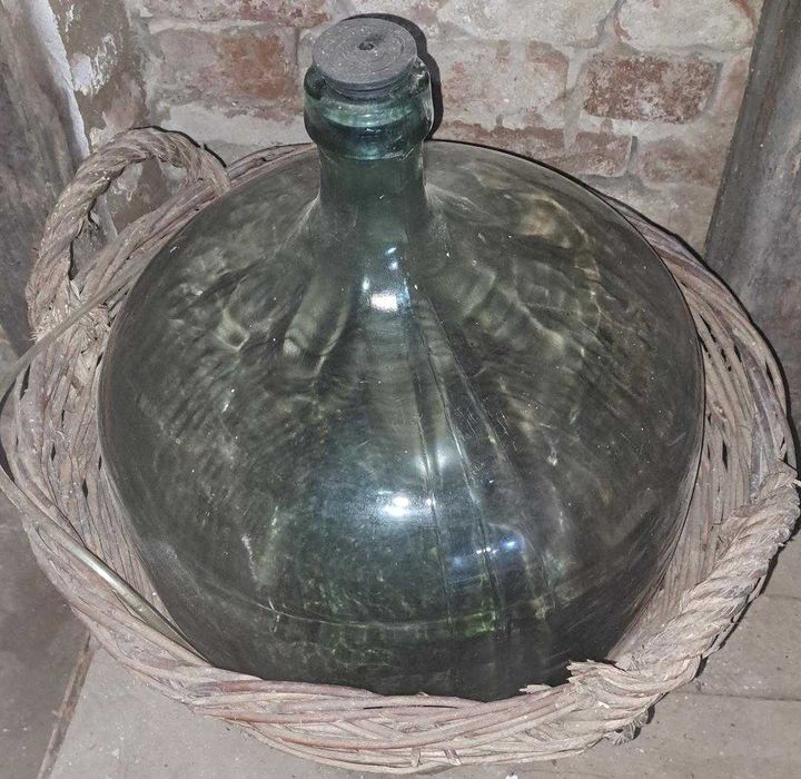 Damigeana din sticla veche groasa, 50 litri