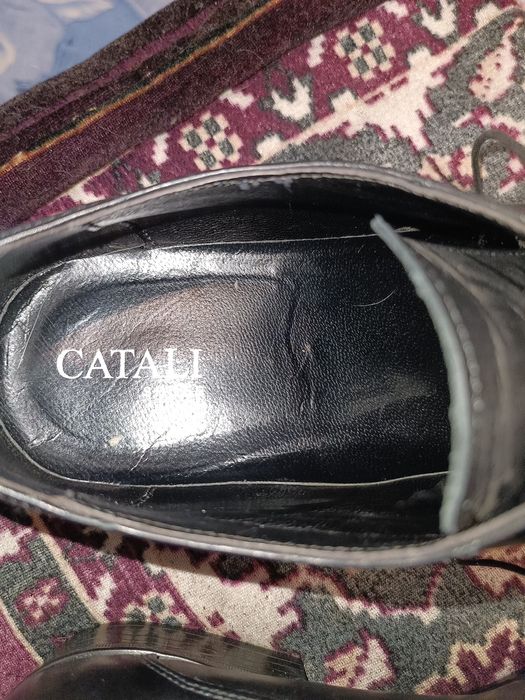 Pantofi din piele