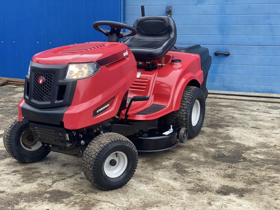 Vand tractoras/tractor gazon MTD! 2 pistoane V2 ! 656 cc