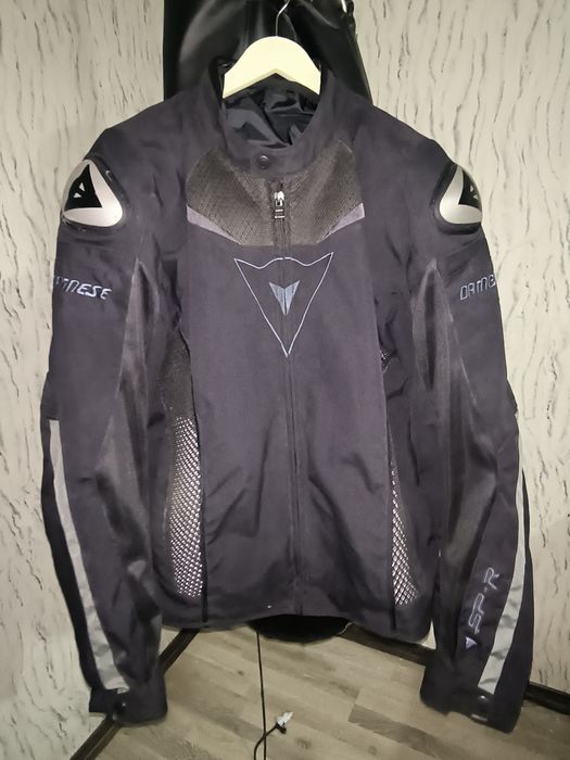 Продаётся классная мотокуртка!