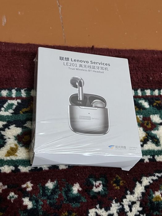 Original Lenovo brend yangi naushnik