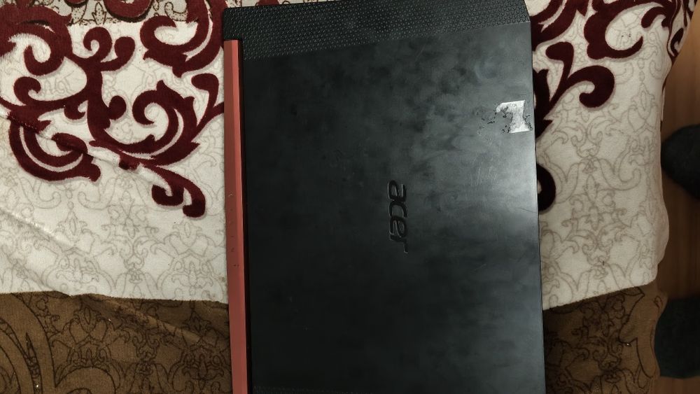 Acer Nitro A515-43 Series