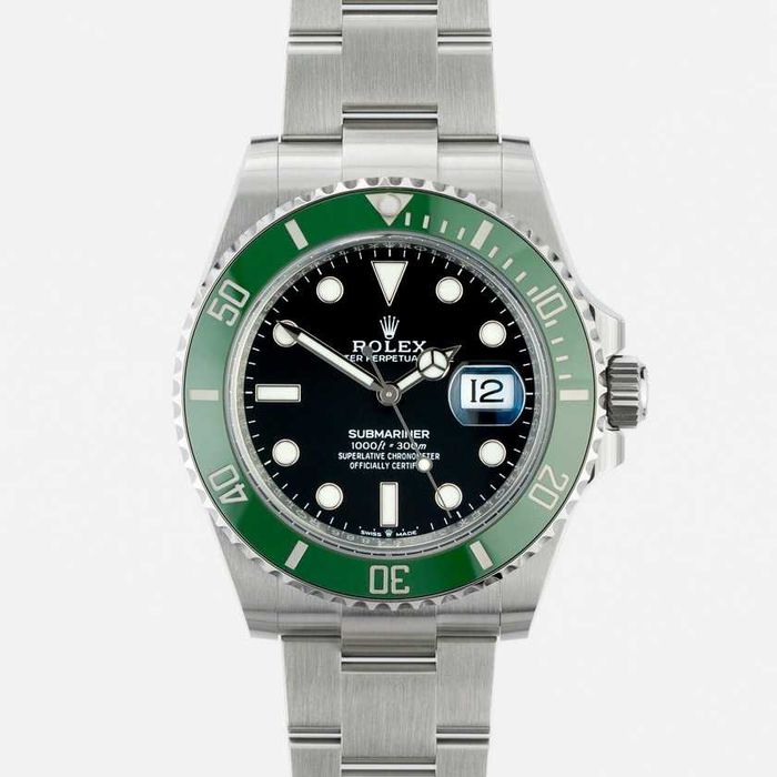 Rolex Oyster Submariner Date 126610LV "Starbucks"