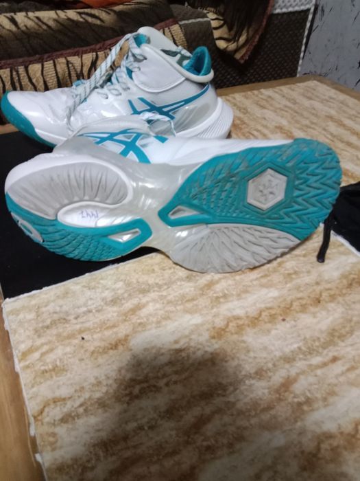 Кросовки мужские волейбольные