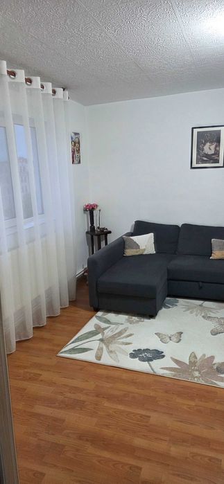 Apartament cu 3 camere