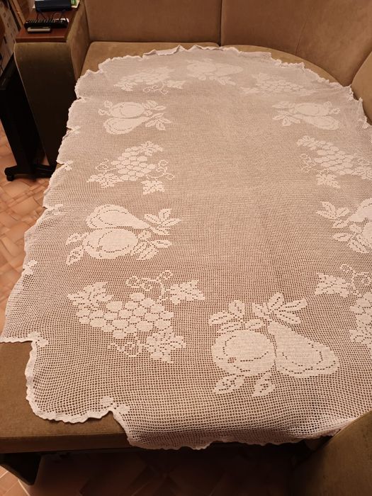 Продам скатерть ручная работа.