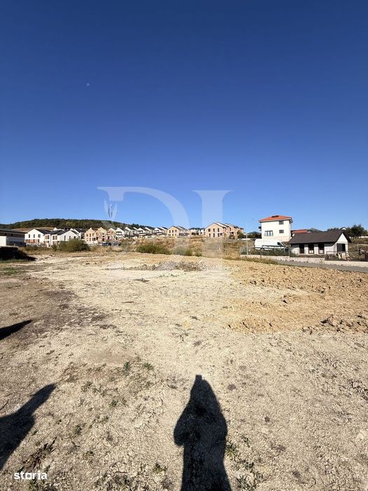 Teren intravilan / Zona Chinteni