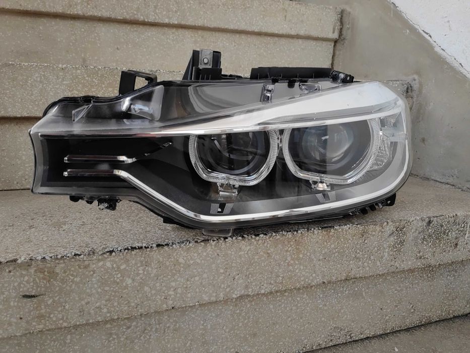 Фар BMW F30/F31 Bi-Xenon LED ляв/ Фар БМВ Ф30/Ф31 Оригинален