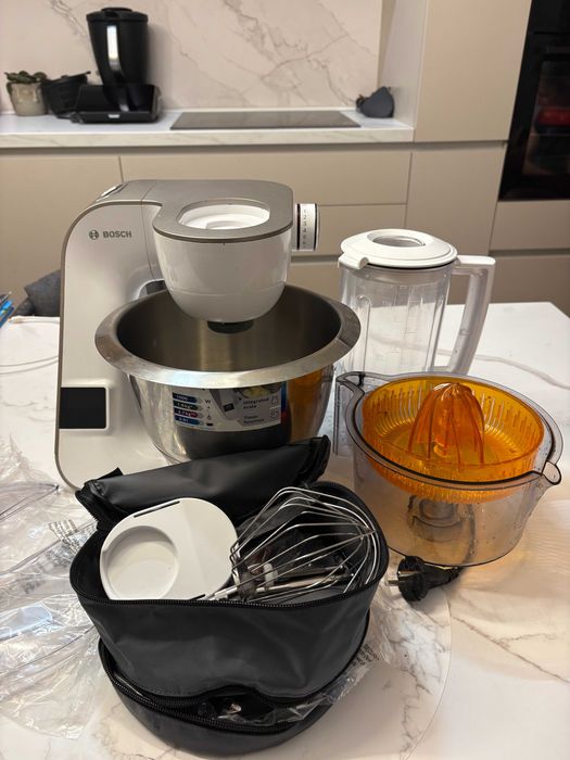 Robot de bucatarie BOSCH MUM58M59, vas 3.9l, blender 1.25l, 1000W