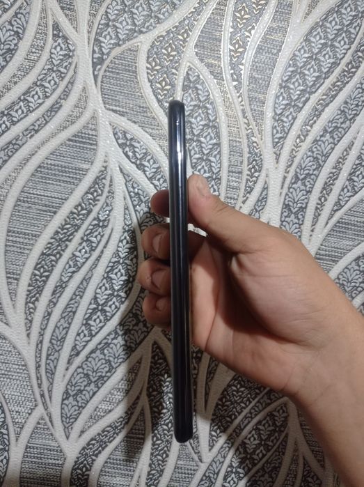 REDMI NOTE 10 S holati yaxshi