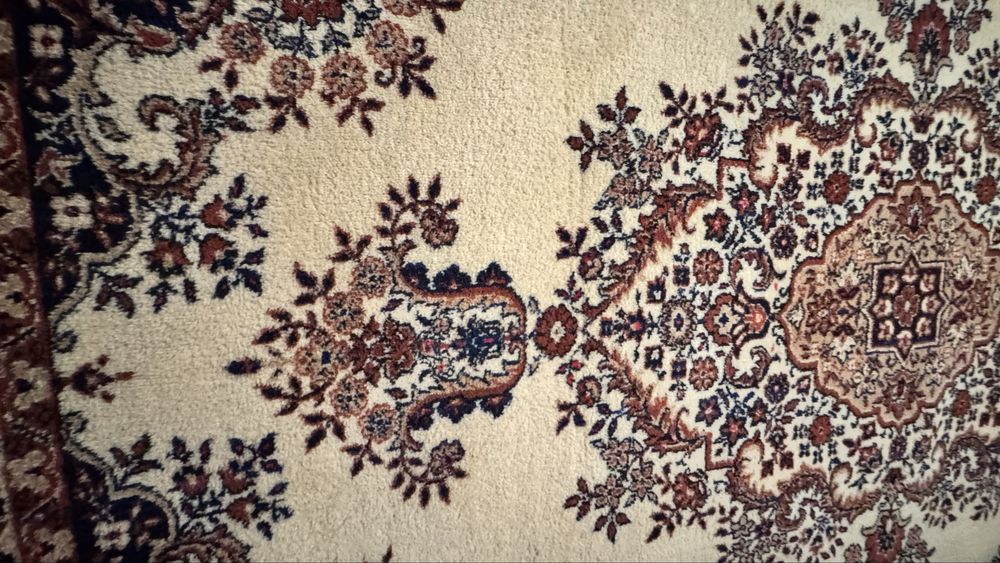 Ковер продам. Натуральная шесть. 2Х3 м