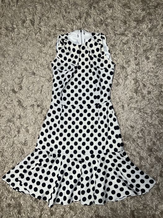 Продается новое платье