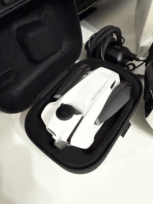 Продам дрон antigravity a1 infinity bundle новый