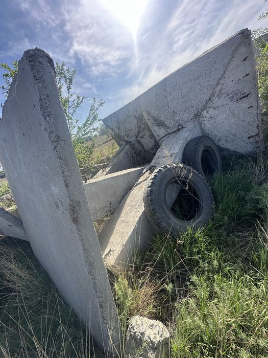 Продам фундаментные стаканы, подушки