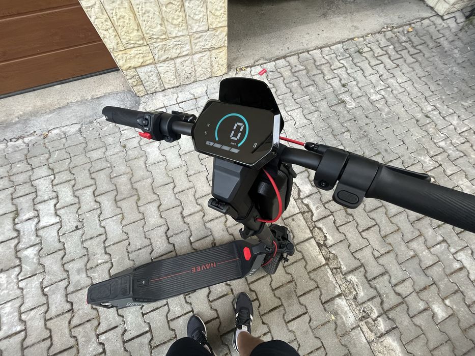 Електрическа тротинетка NAVEE NTX5 MAX