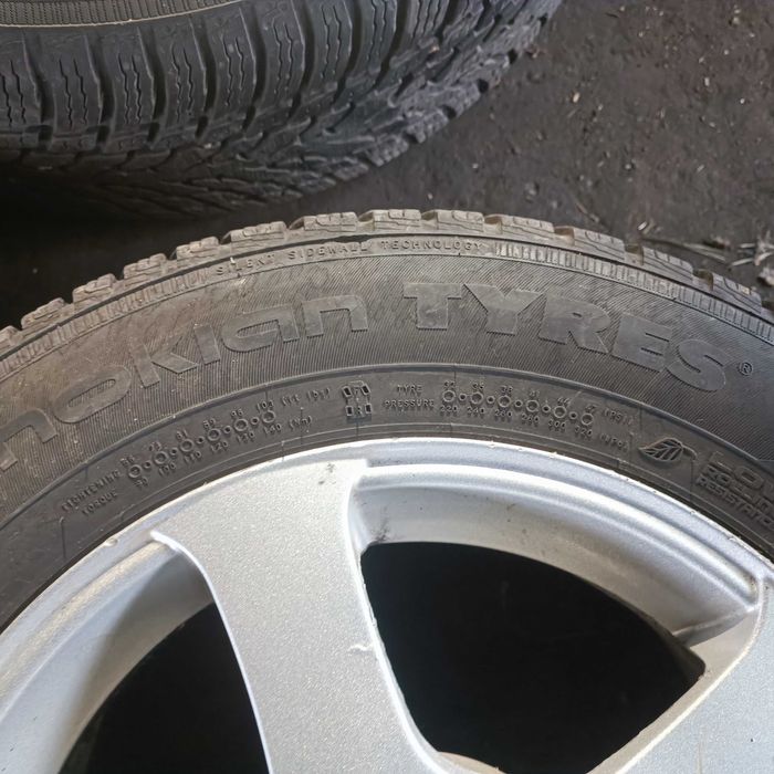 Джанти със гуми зимни за VW seat Skoda  195/65/15 nokian