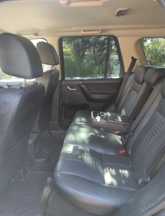 Vând Land Rover freelander 2