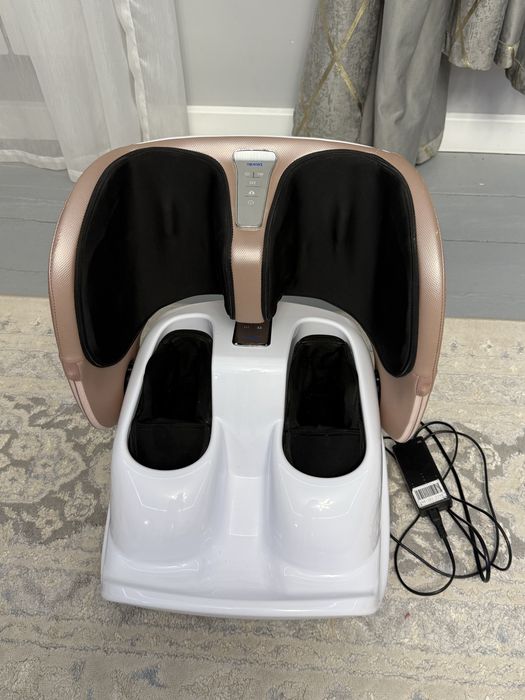 Массажный кресло от BIONIC , массажор для ног