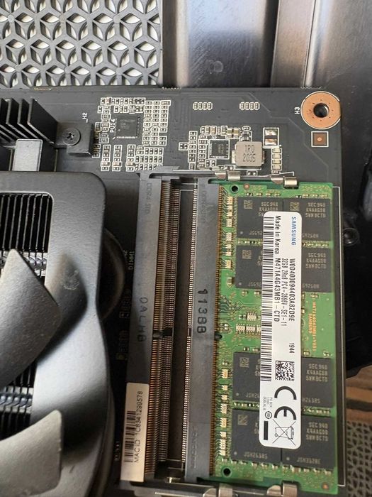 MiniPC Minisforum HX90 - Ryzen 9 5900HX, Samsung 980 500 GB, 32 GB RAM