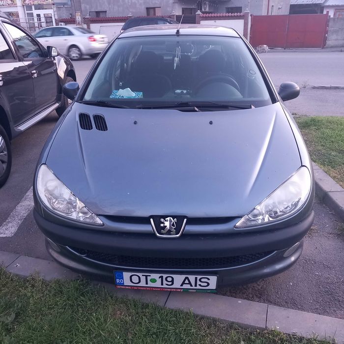 Vând  Auto Peugeot 206