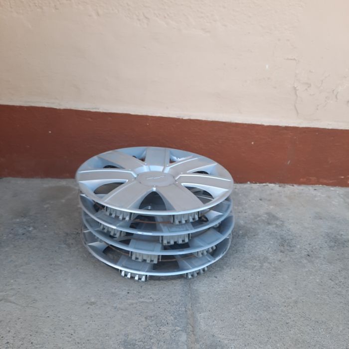 Продам Колпаки Chevrolet R15