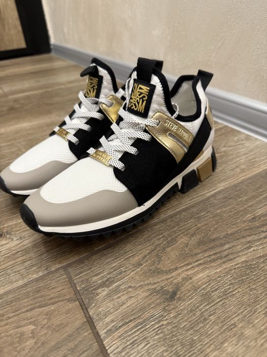 Спортни обувки Steve Madden