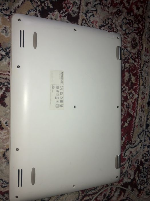 Ноутбук Lenovo YOGA 300