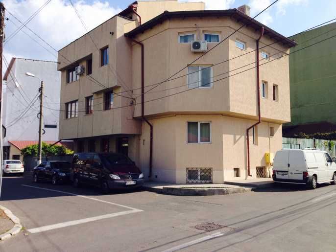 Vila de inchiriat sau vanzare Zona Stadion - Constanta - DACIA