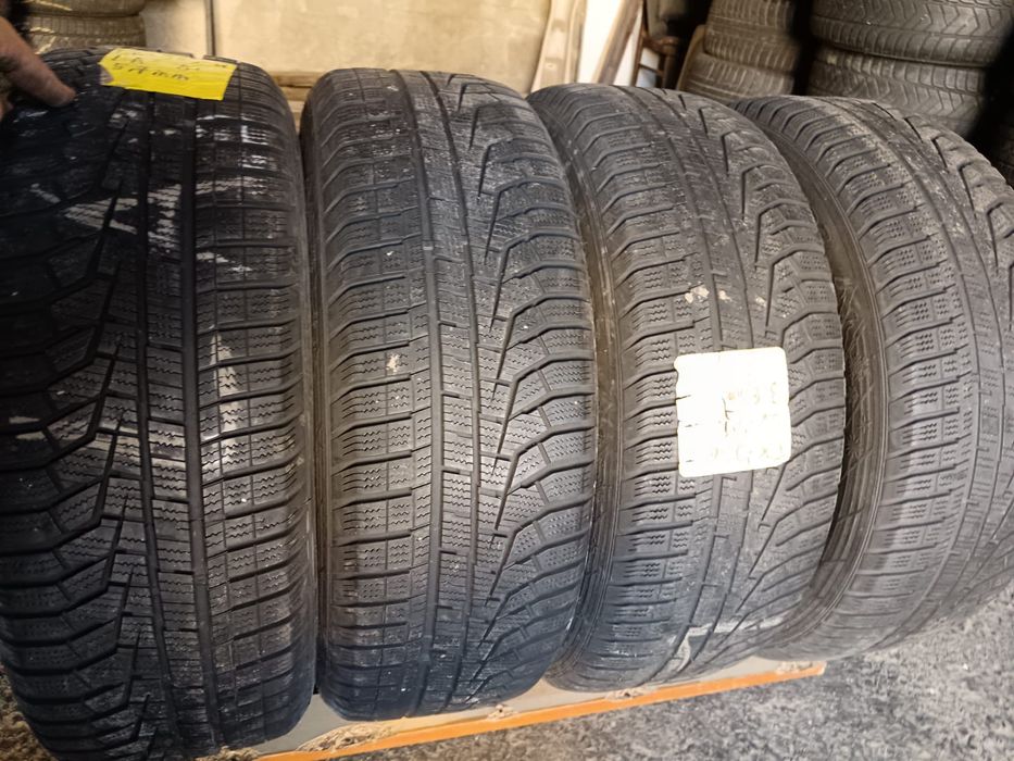 Set 4 anvelope iarna 215/60/17 hankook dot 2018