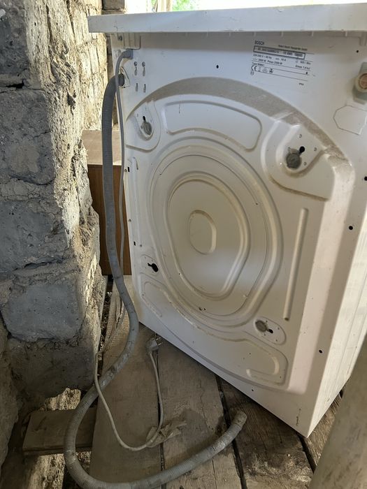 стиральная машина марки Bosch Maxx 6