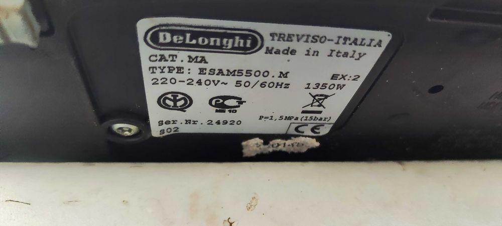 Espressor Automat DeLonghi Perfecta Cappuccino ESAM5500 cu Cafea Boabe