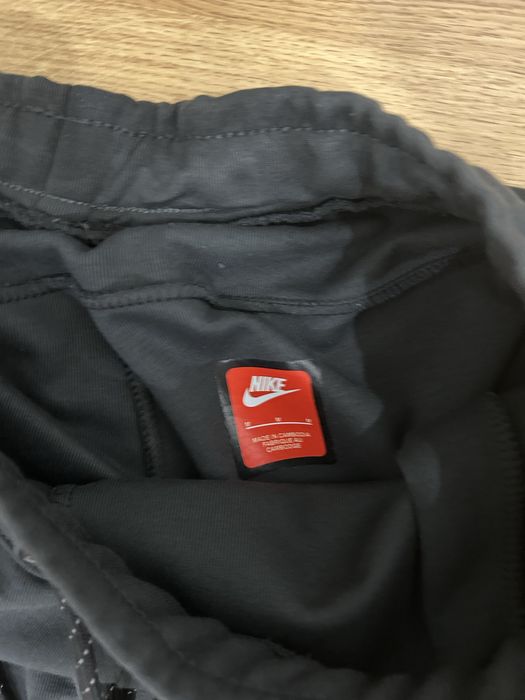 Compleu nike tech