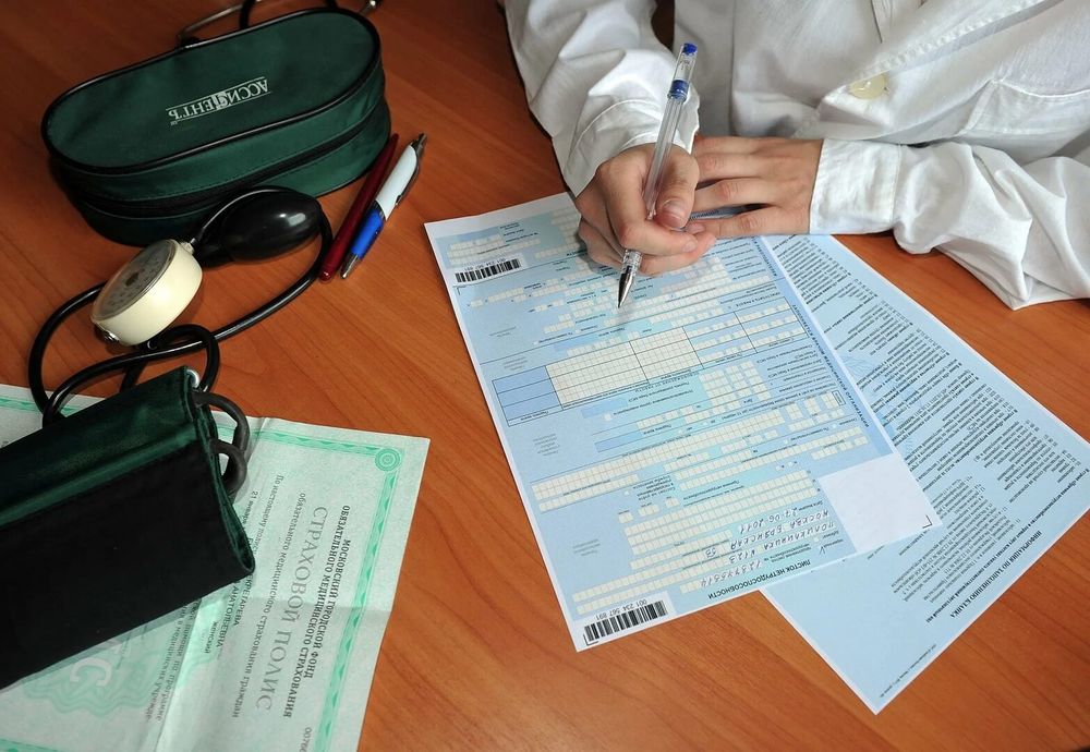 Больничный лист,на права , медосмотр