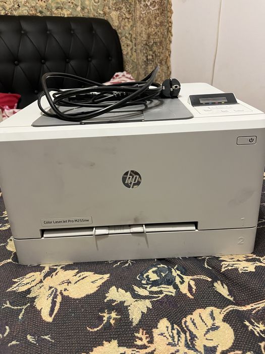 Продаю цветной принтер