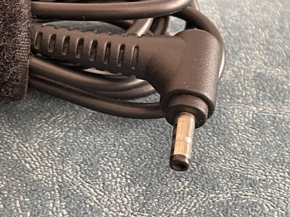 Зарядка для ноутбуков Lenovo