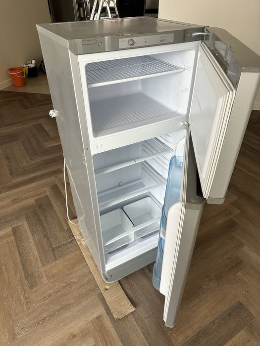 Холодильник Бирюса (двухкамерный)