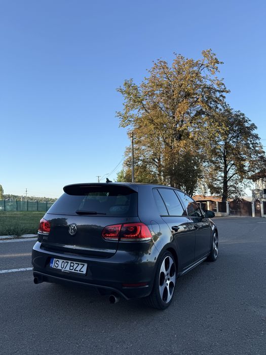 VOLKSWAGEN Golf 2011 — imagine 3