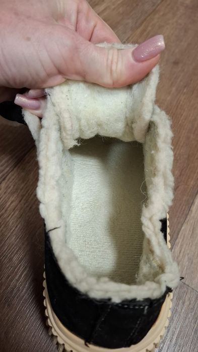 Чёрные утепленные кеды/слипоны — модель Chanel