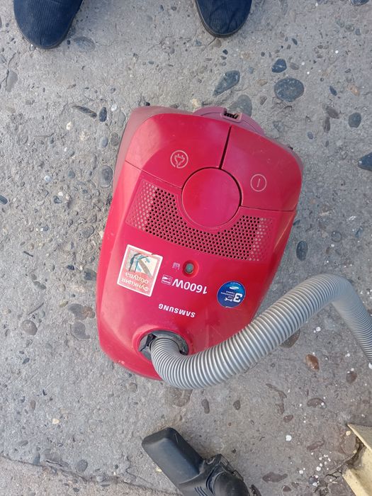 Продаётся полесос самсунг