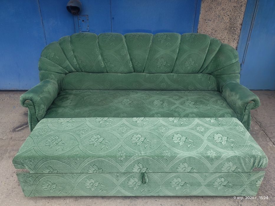 Продам отличный диван