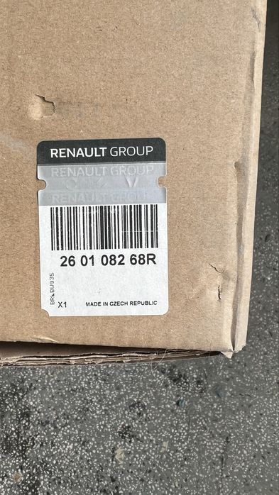 Оригинален фар Рено Зое 2017