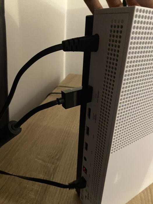 De vanzare xbox one s 1TB