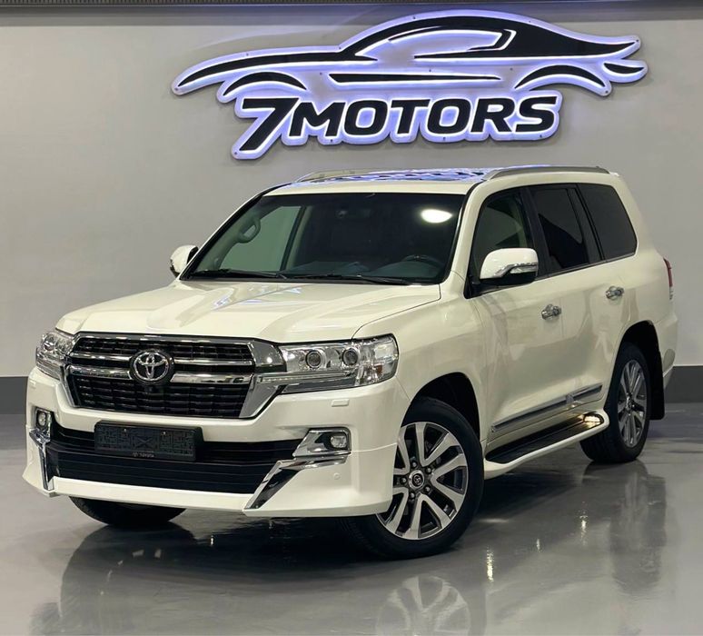 Bugun sotuvimizda Toyota Land Cruiser