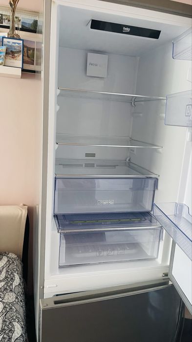 Продавам хладилник  Beko