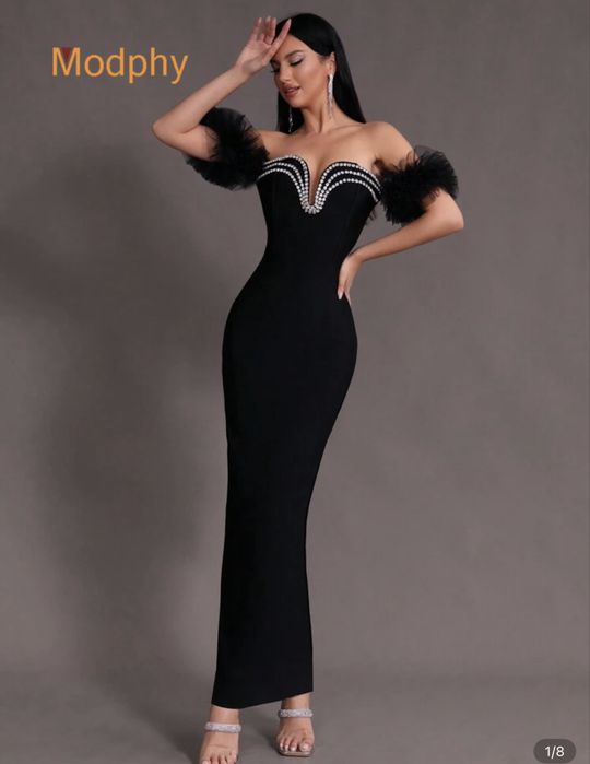 Официална черна рокля