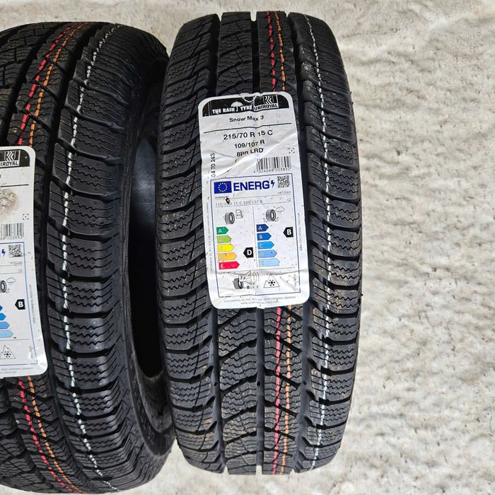 2 Нови зимни гуми 215/70R15C Uniroyal Snow Max 3 109/107R DOT3925