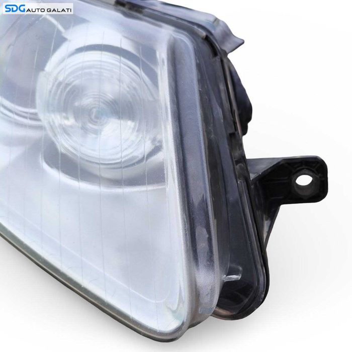 Far Dreapta cu Lupa si Bi Xenon EUROPA Volkswagen Passat B6 2005 - 2010 Cod 3C0941752K 89315540 [LS0367]
