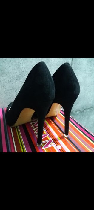 Продам новые туфли