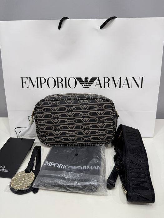 Новая Еmporio Armani