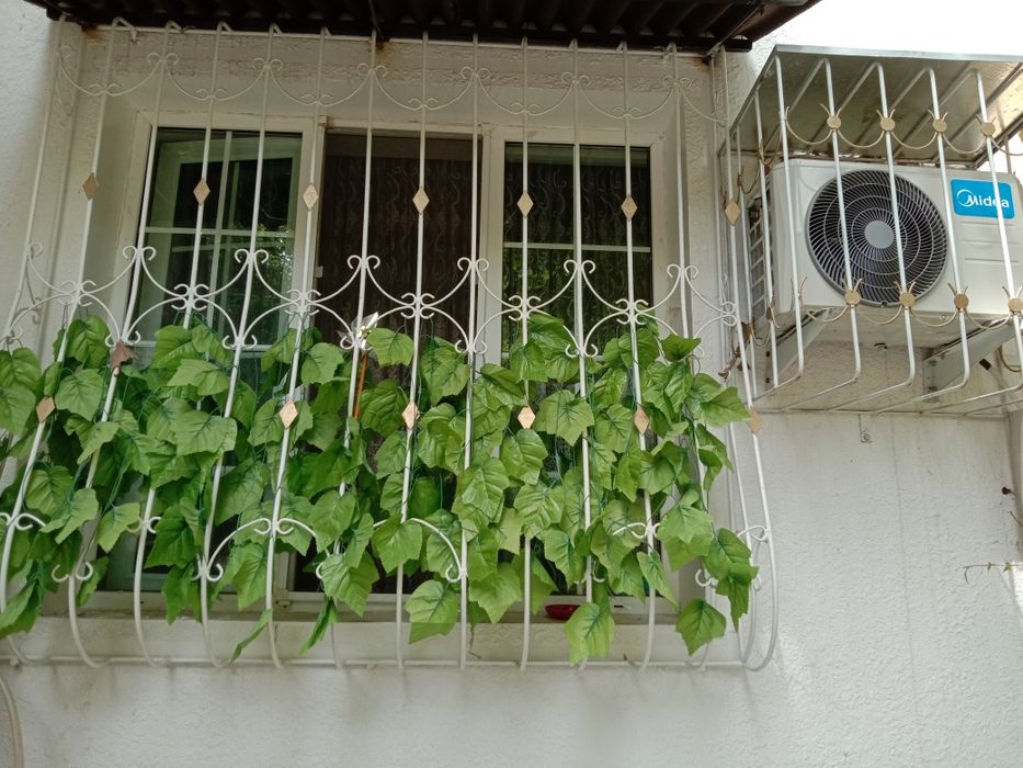 Своя двухкомнатная квартира на первом этаже